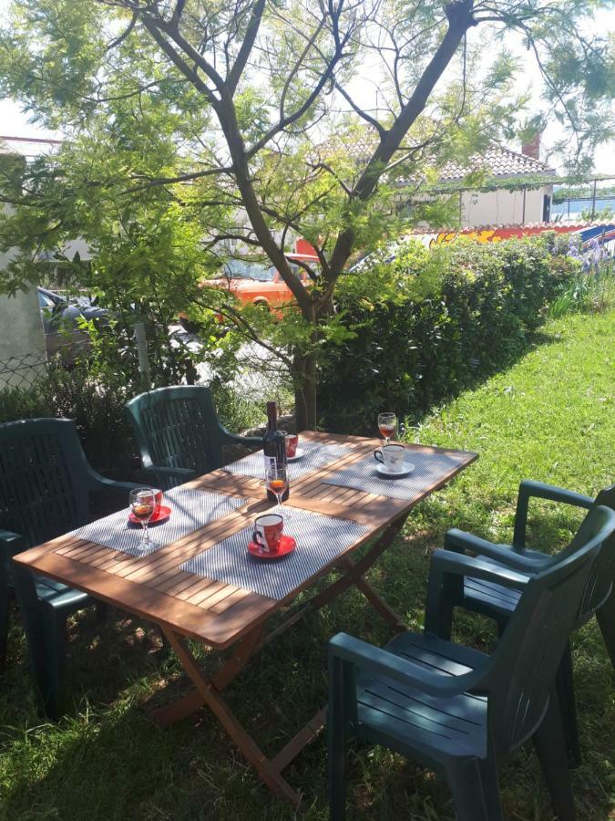 Apartments Mamich Kaštela 外观 照片